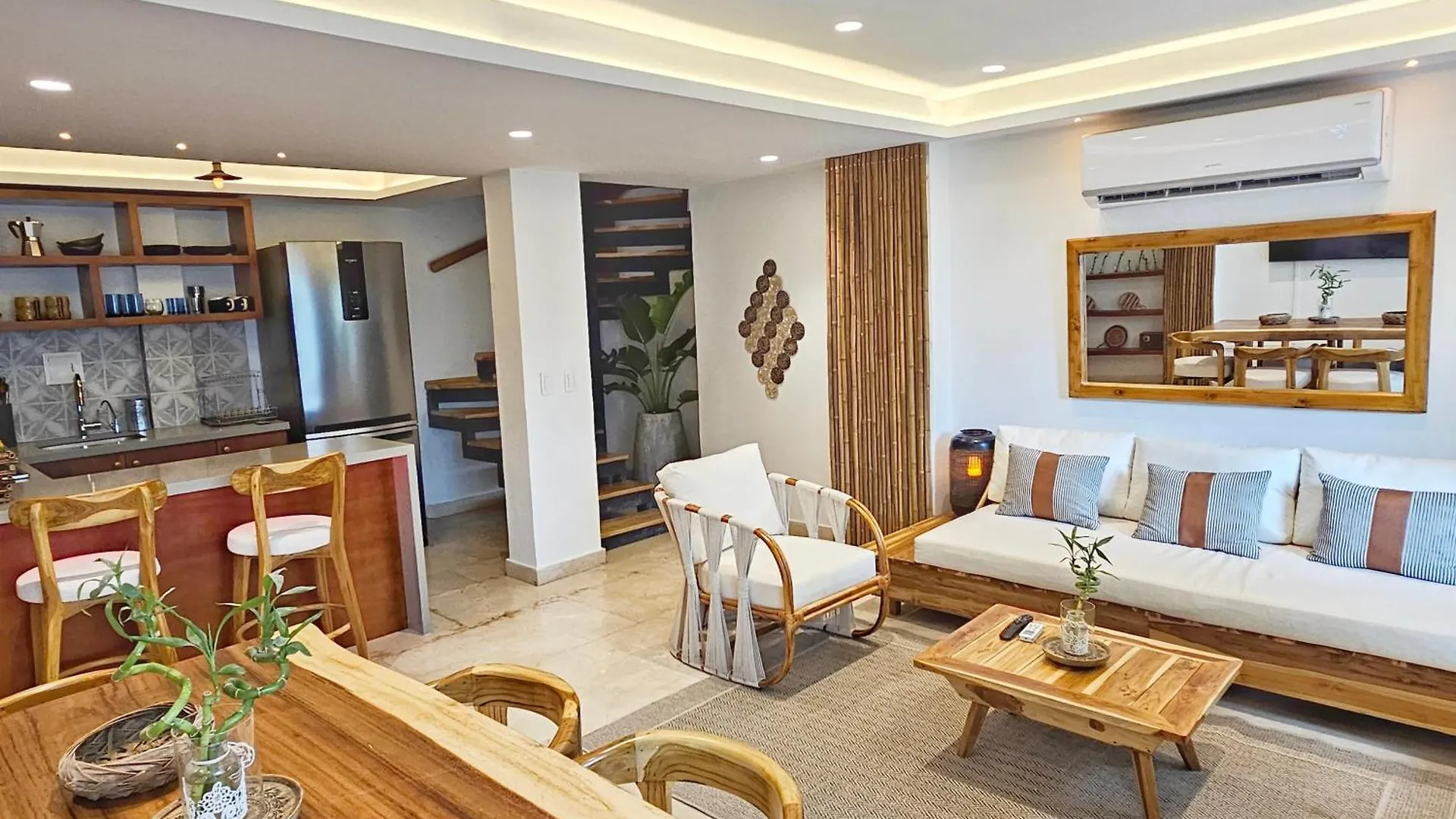 Casa Bambu 4Floors Jacusi & View - Nearby Old City Cartagena